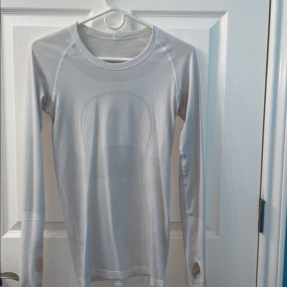 Lulu Lemon long sleeve shirt